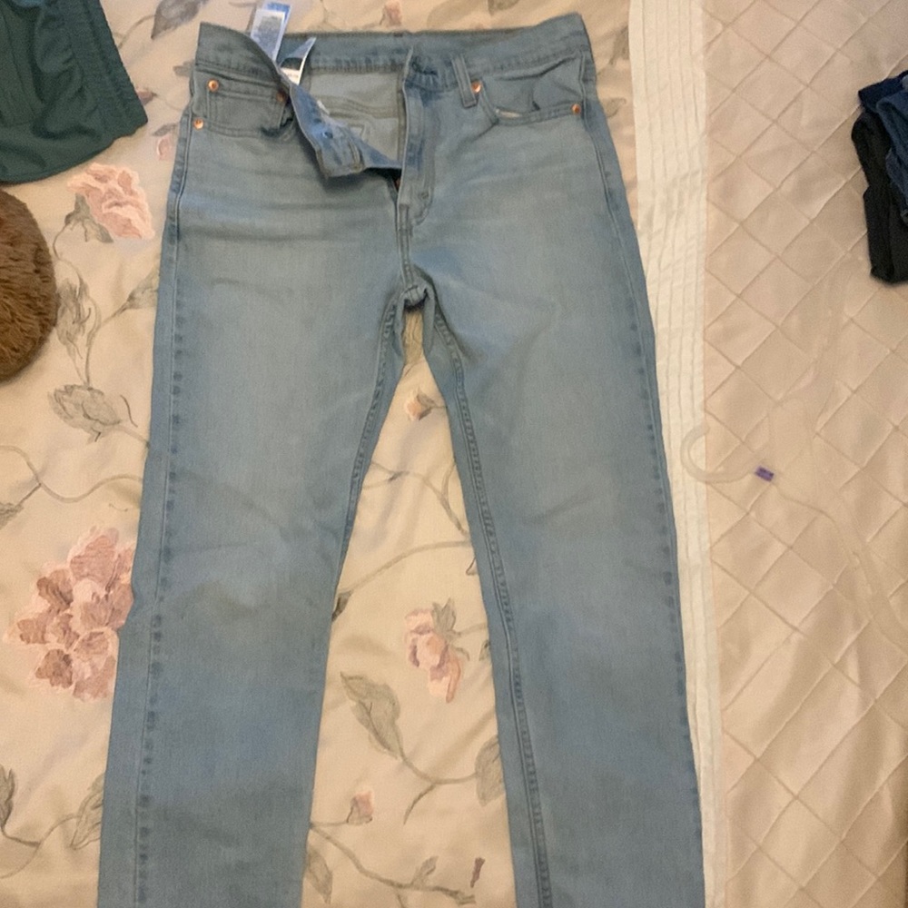 Light Colored Levi Jeans
